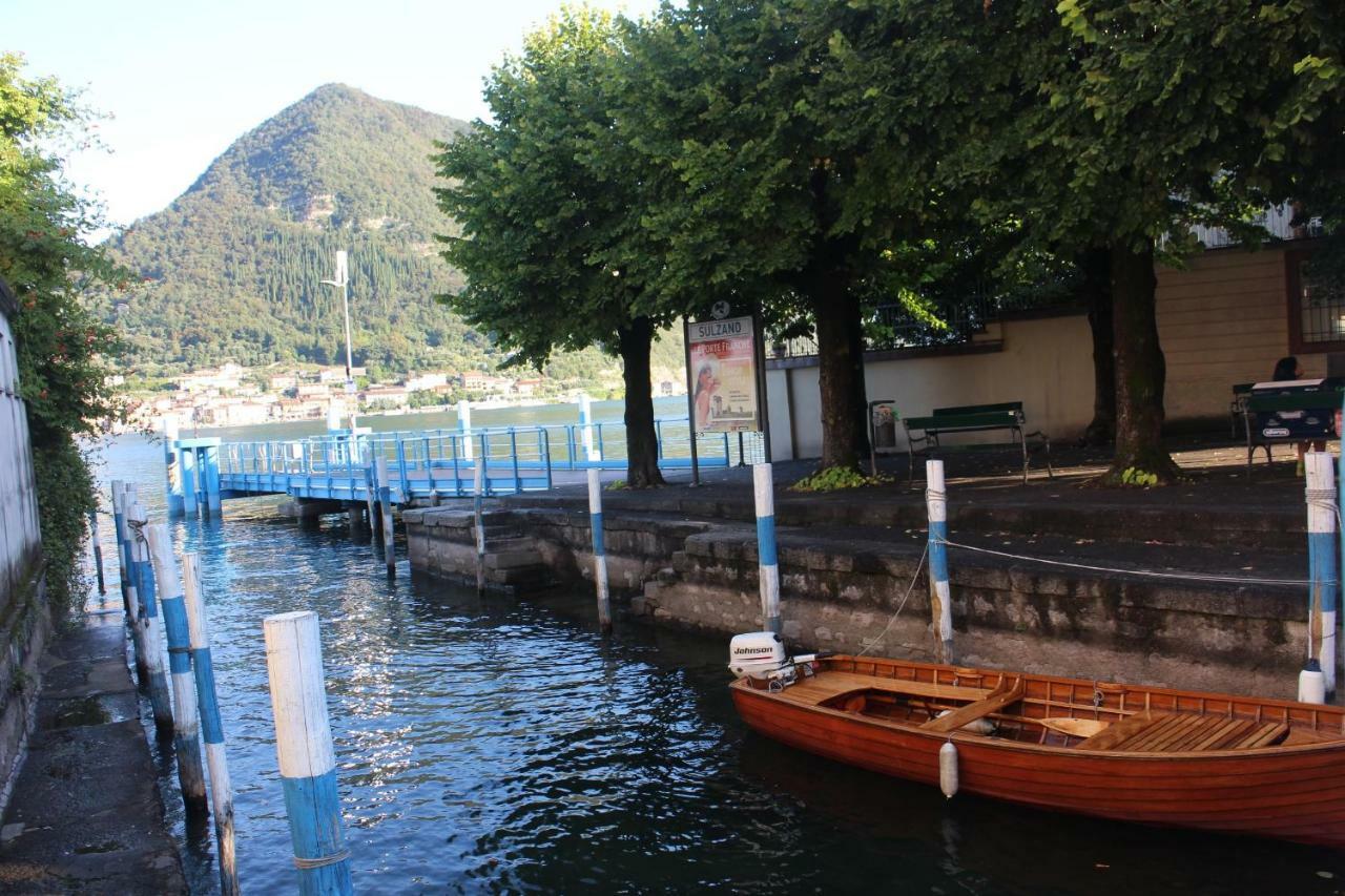 La Casetta Del Porto Sulzano Bagian luar foto
